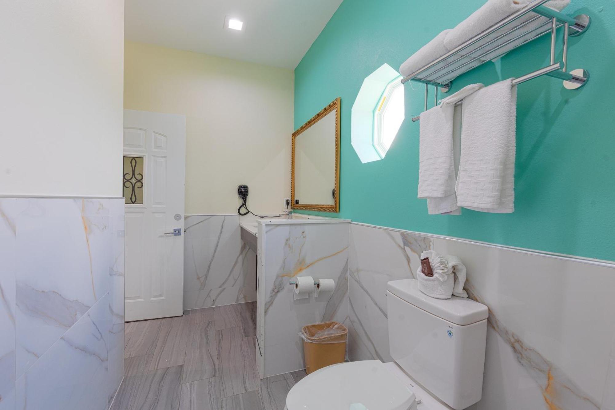 La Vyoma Villas, Westpark Hwy 6 Mission Bend Ngoại thất bức ảnh